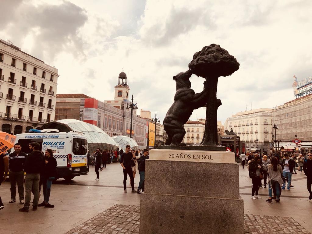 Plaza Mayor View Madrid Exterior photo